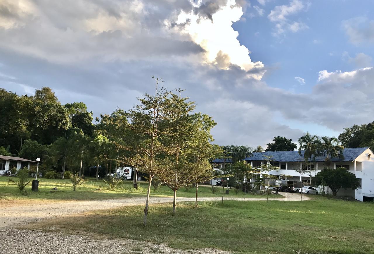 น่าน ม่วนใจ Nan Muanjai Hotel Pua Dış mekan fotoğraf
